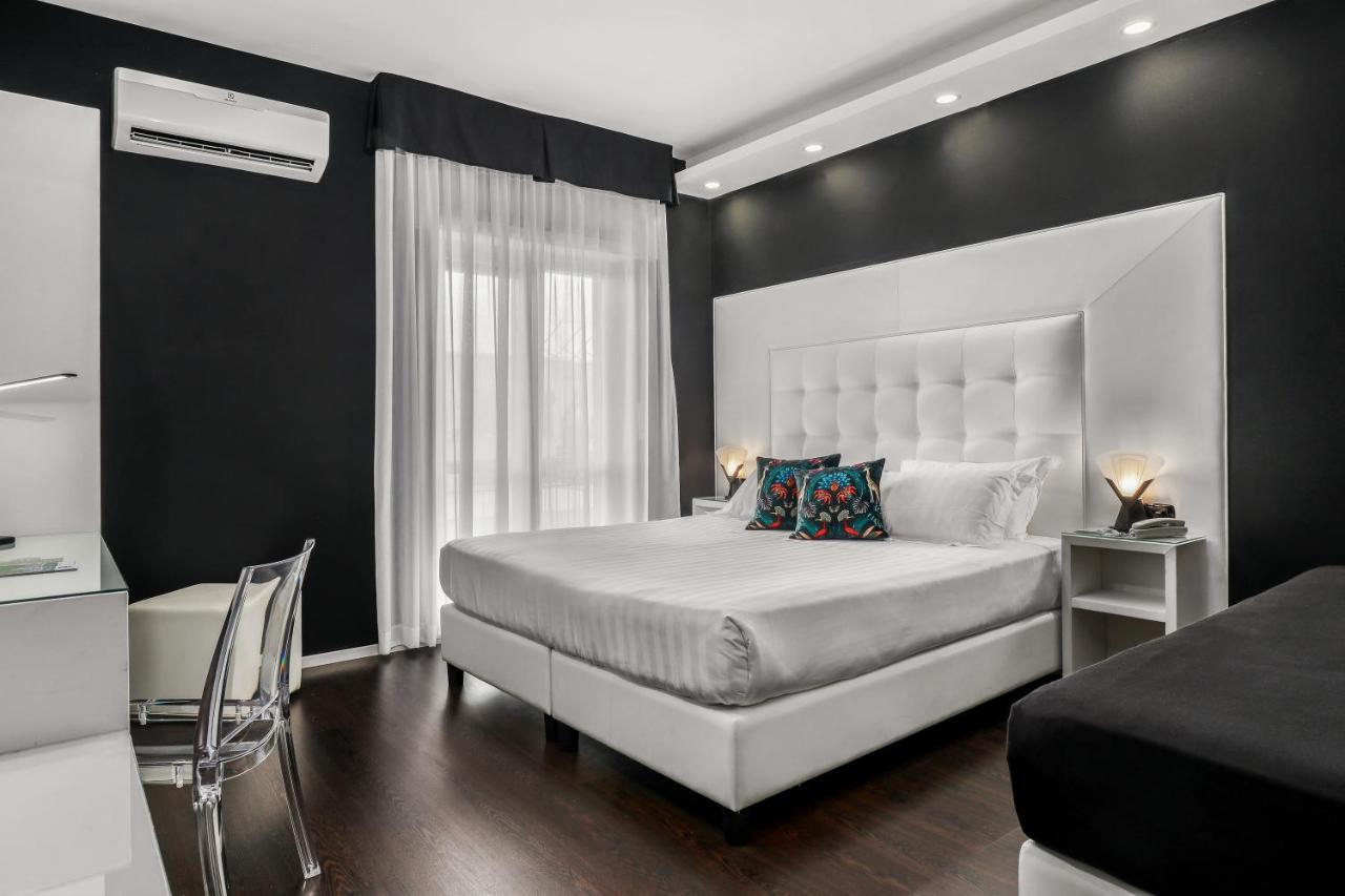Reggia Suite Spa Hotel Caserta Bagian luar foto