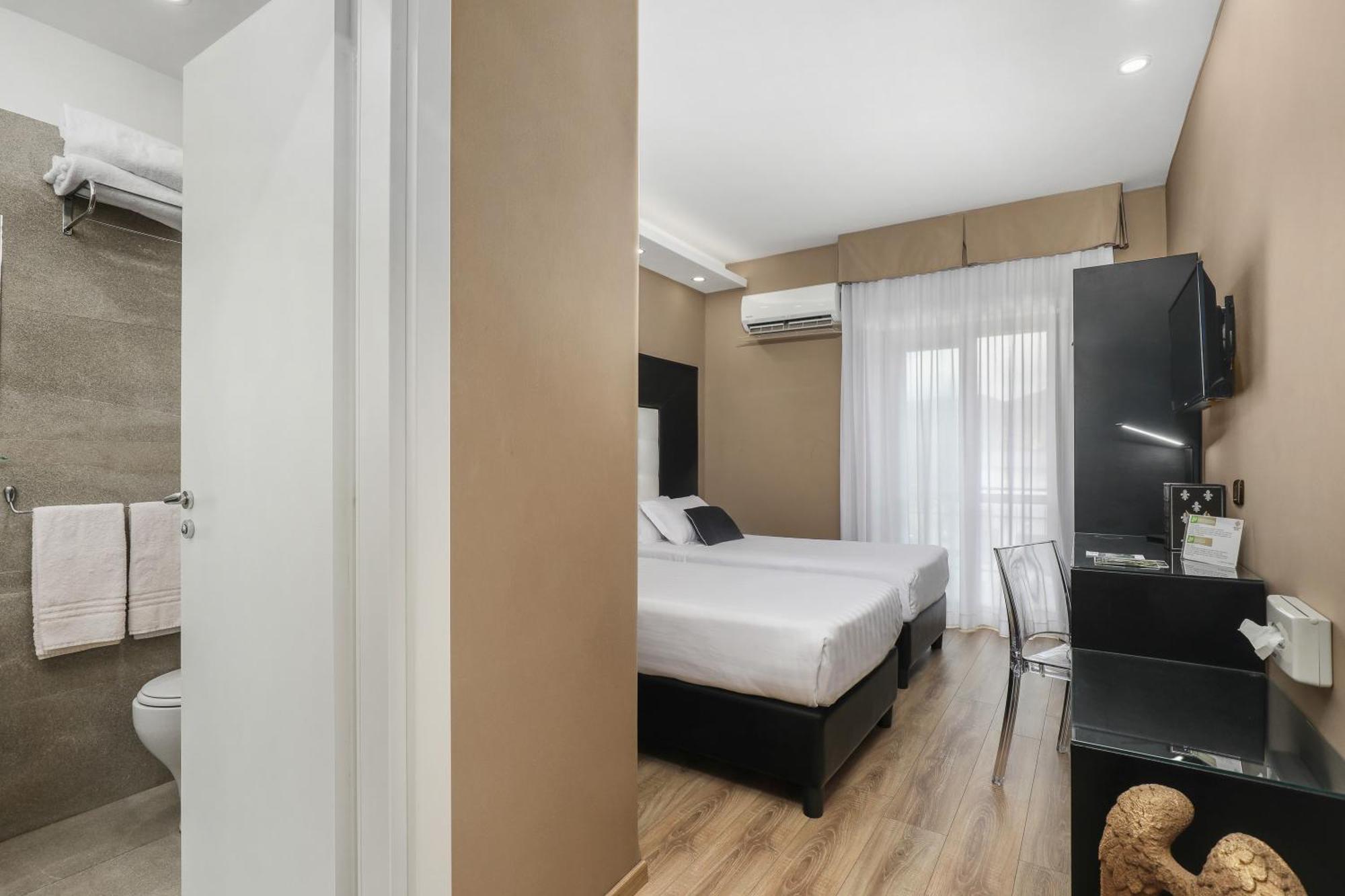Reggia Suite Spa Hotel Caserta Bagian luar foto