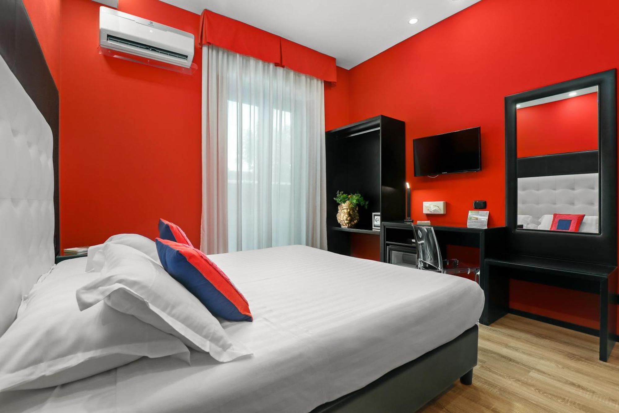 Reggia Suite Spa Hotel Caserta Bagian luar foto