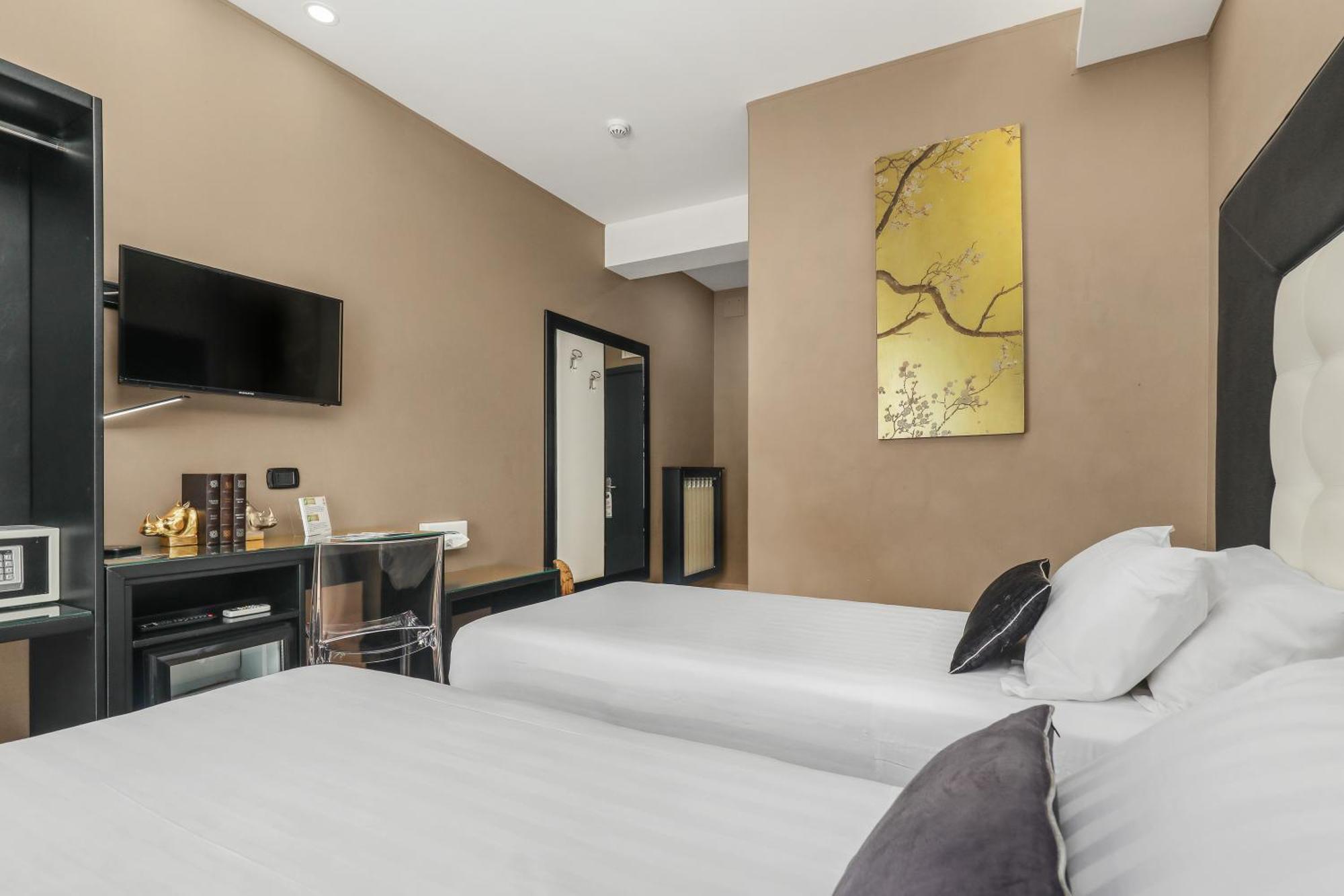 Reggia Suite Spa Hotel Caserta Bagian luar foto