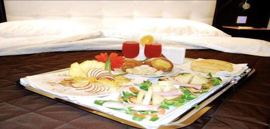 Reggia Suite Spa Hotel Caserta Restoran foto